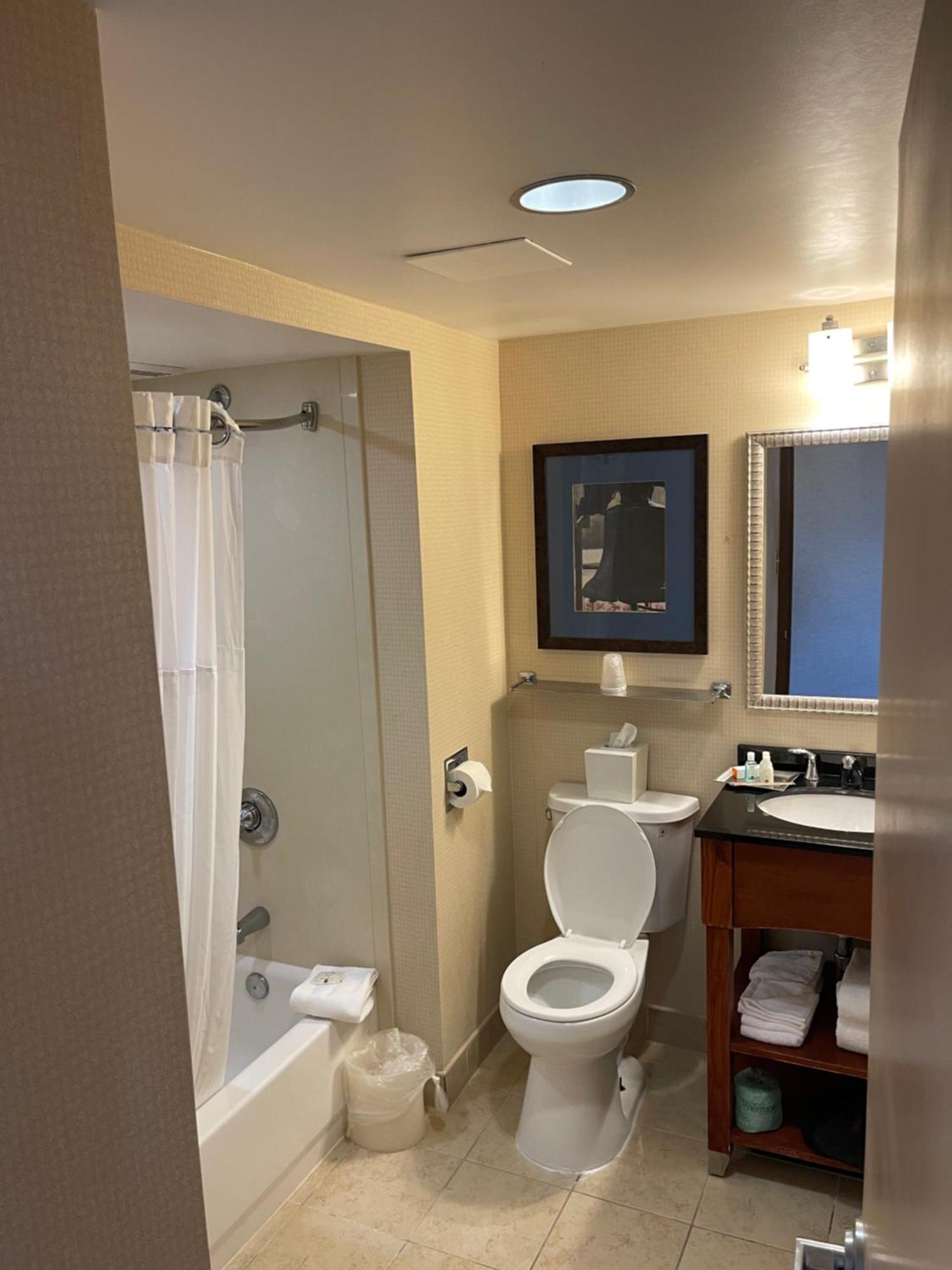 Quality Hotel Есингтън Екстериор снимка