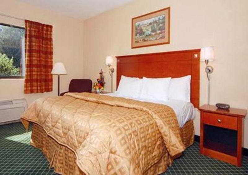 Quality Hotel Есингтън Екстериор снимка